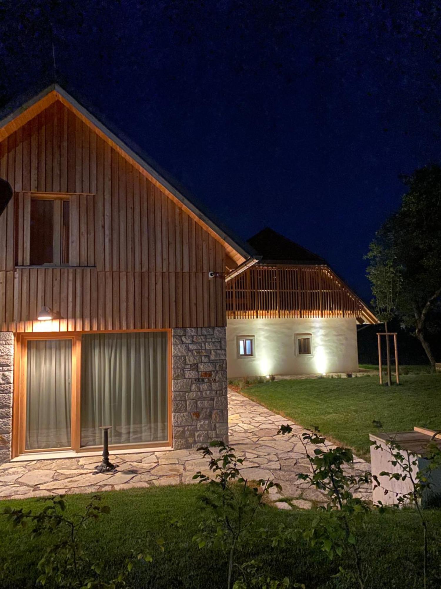 Pira Hotel Postojna Ngoại thất bức ảnh